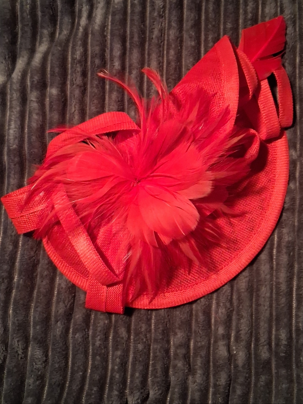 NEW! True Red Kentucky Derby Hat - Picture 5 of 7